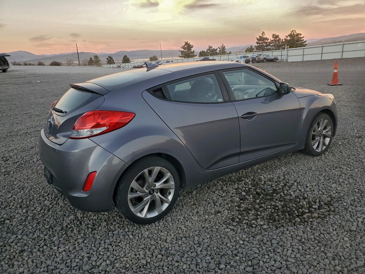 2017 HYUNDAI VELOSTER