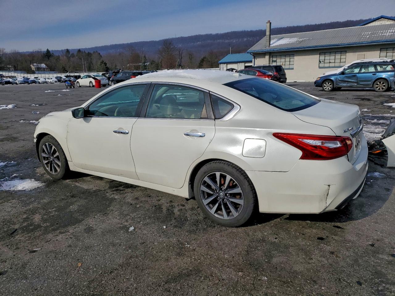 2016 NISSAN ALTIMA