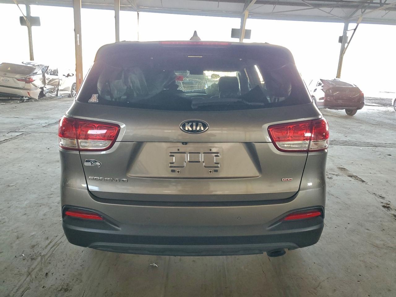 2016 KIA SORENTO