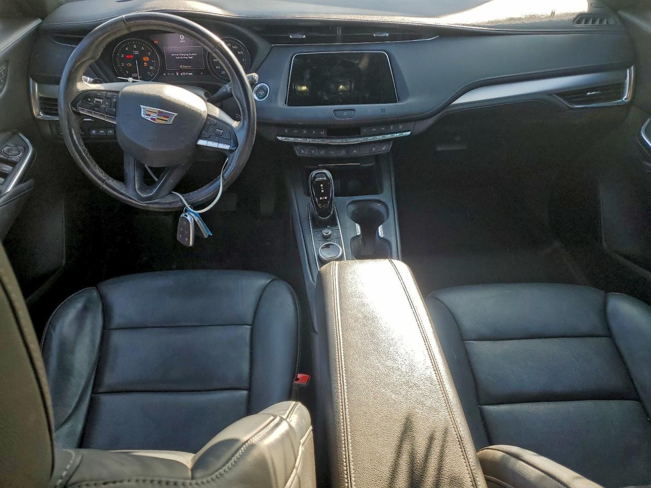 2021 CADILLAC XT4