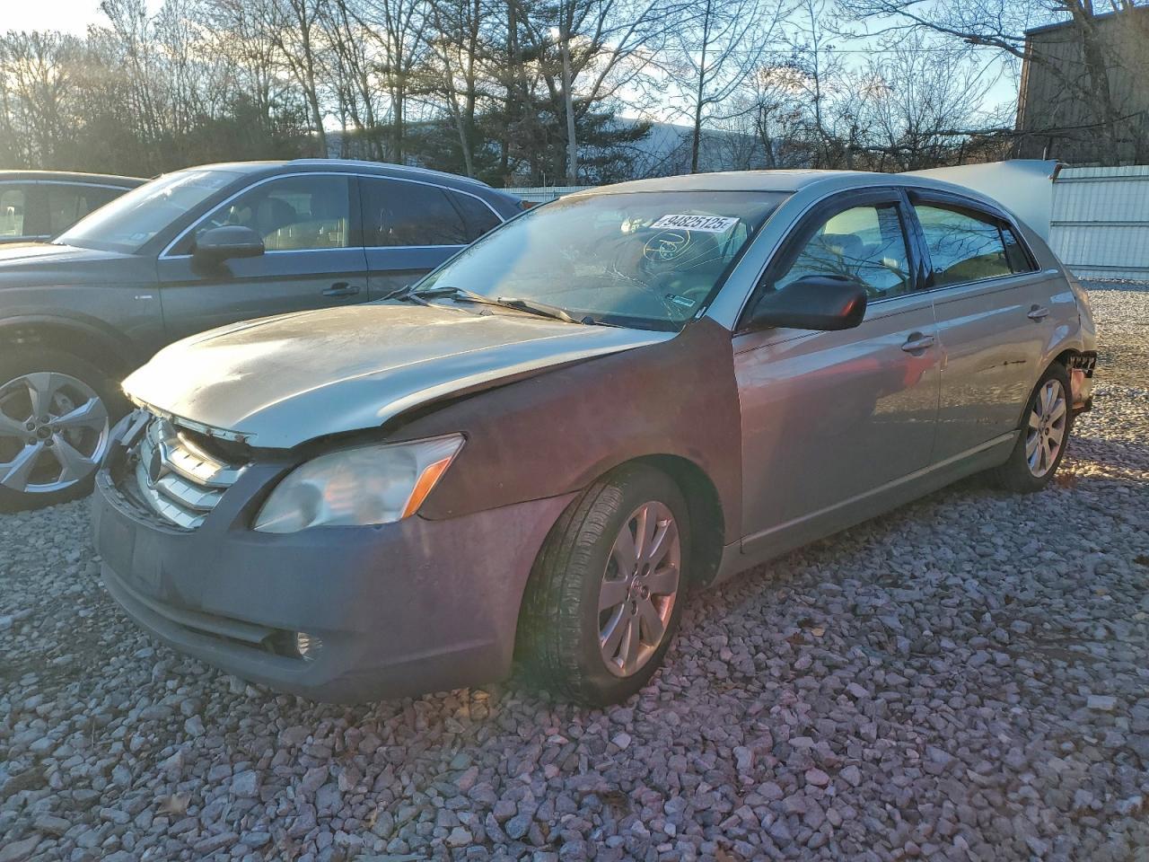 2006 TOYOTA Avalon