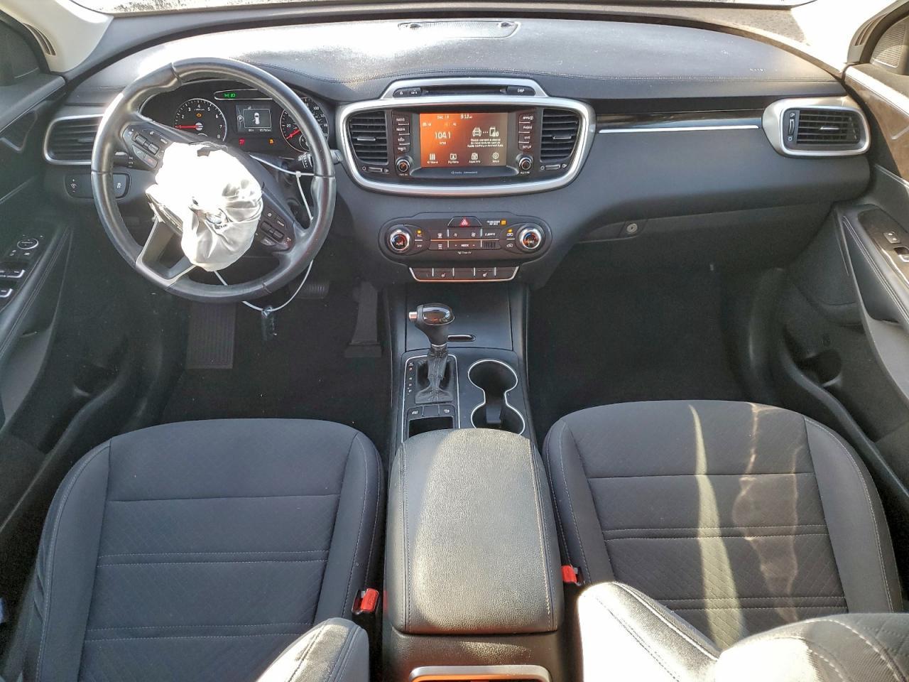2017 KIA SORENTO