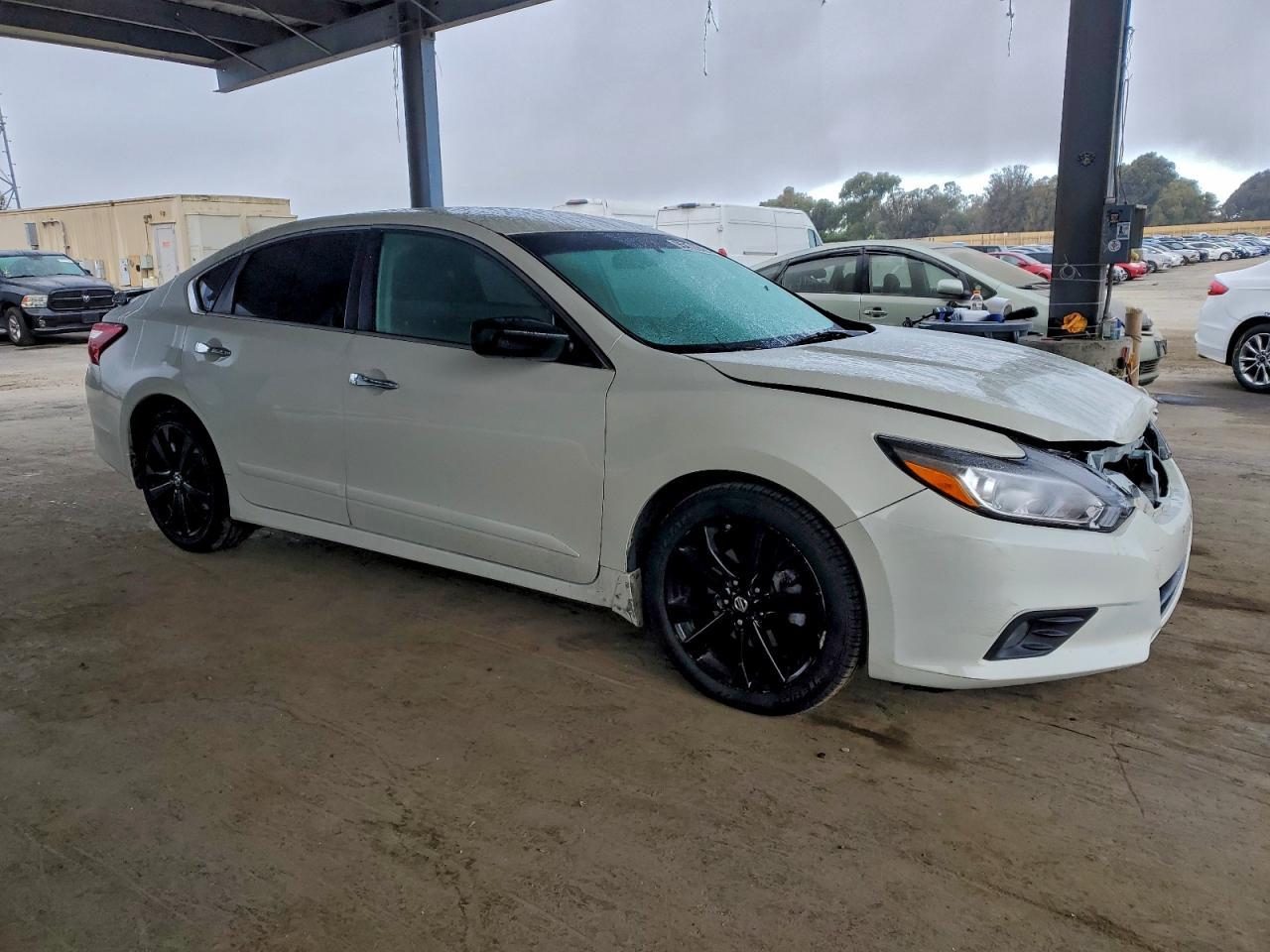 2017 NISSAN ALTIMA