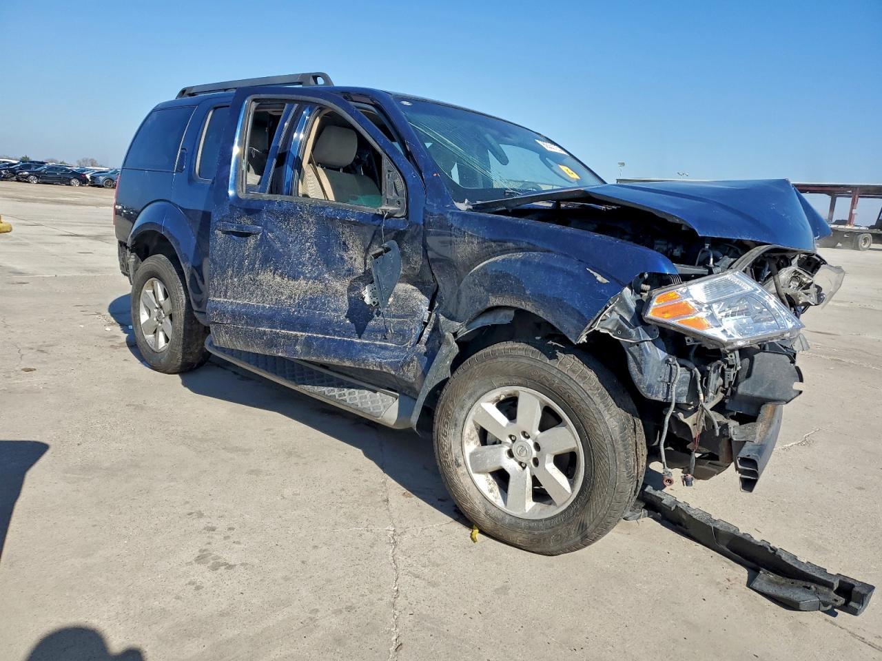 2012 NISSAN PATHFINDER