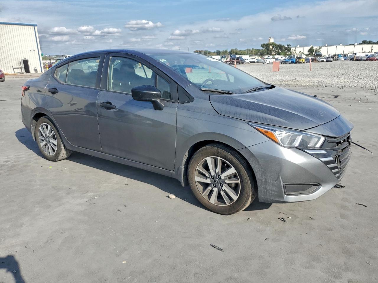 2024 NISSAN VERSA