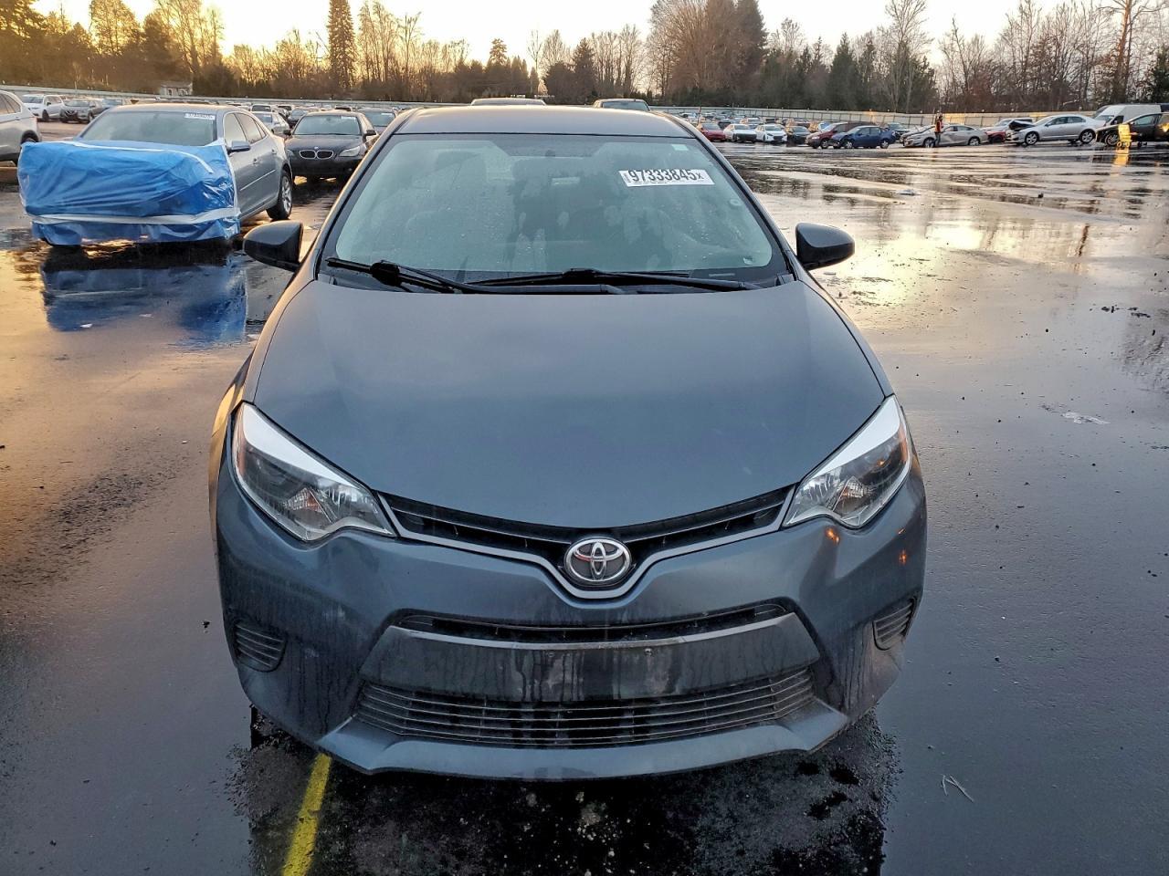 2015 TOYOTA COROLLA