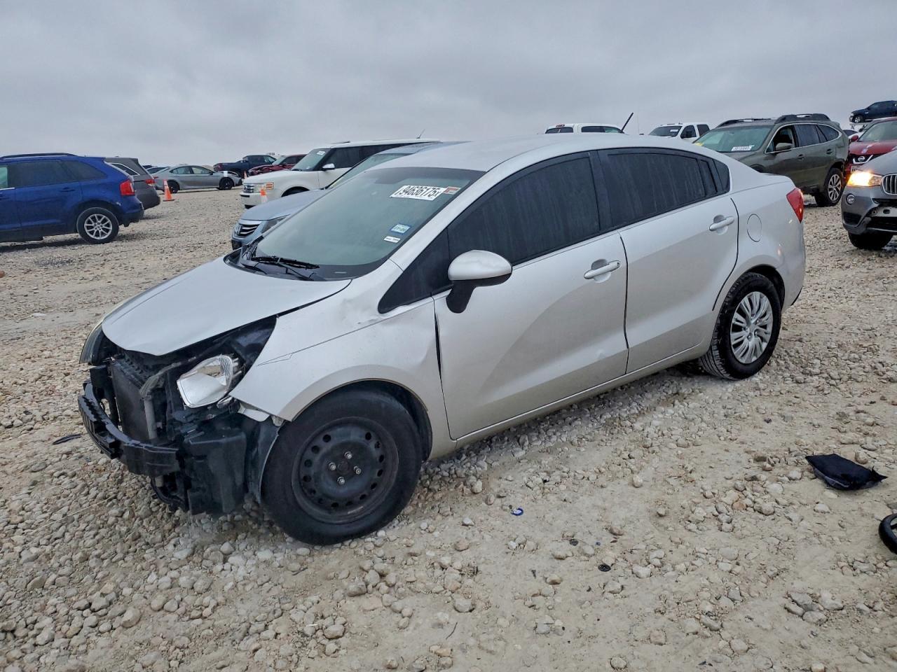 2013 KIA RIO
