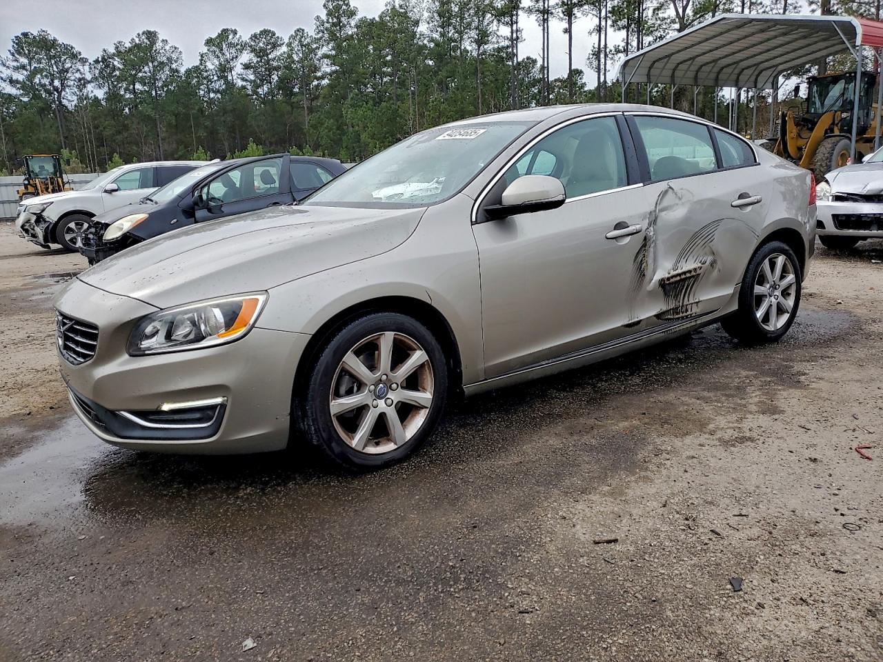 2016 VOLVO S60