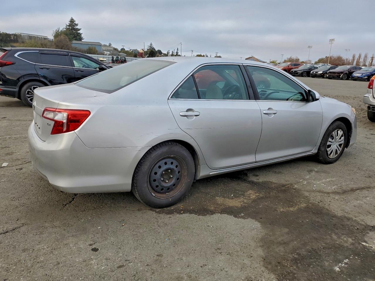 2013 TOYOTA CAMRY