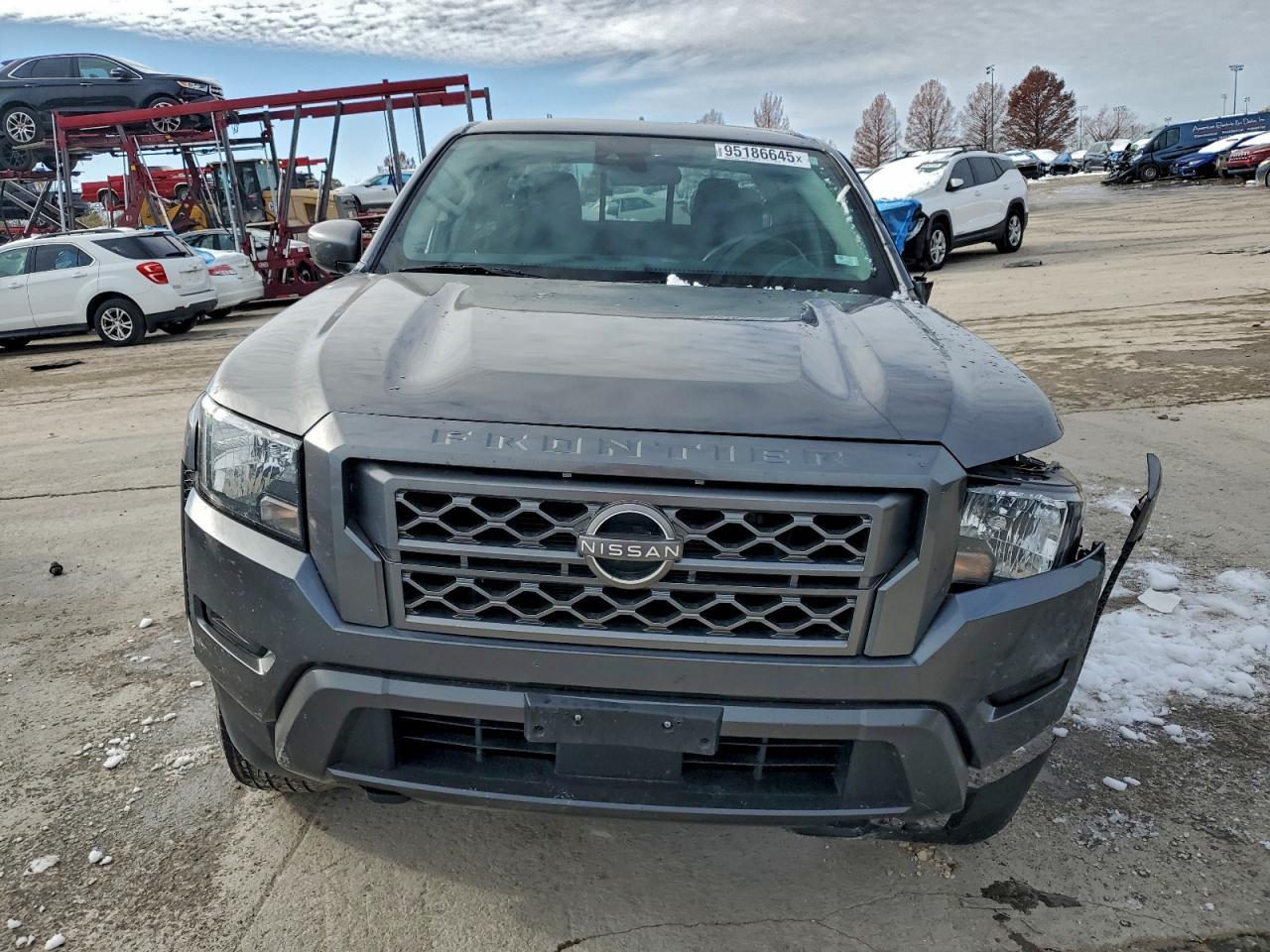 2022 NISSAN Frontier