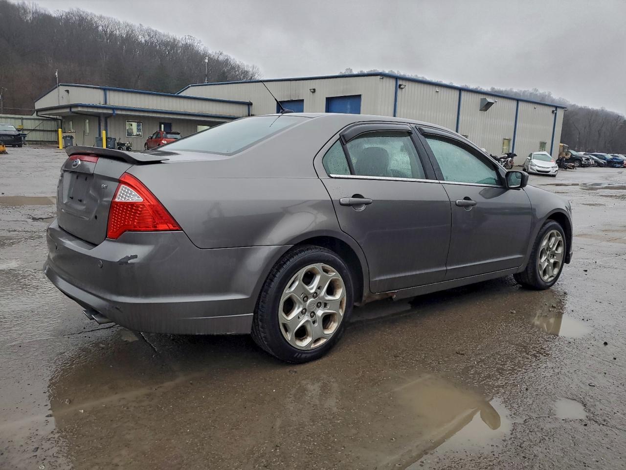 2011 FORD FUSION