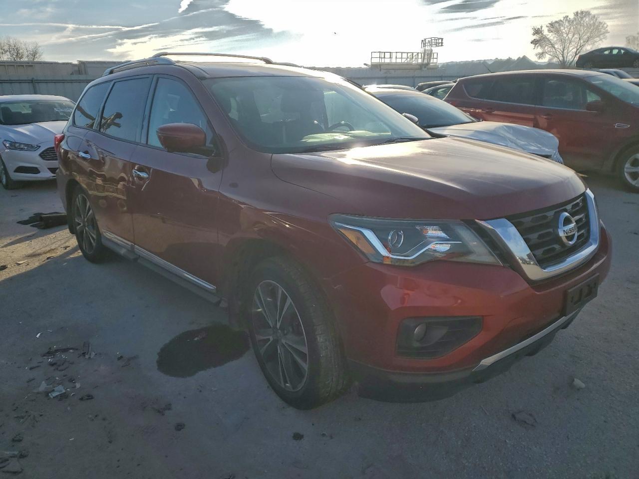 2017 NISSAN PATHFINDER