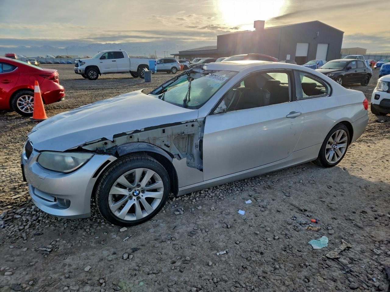 2013 BMW 3 SERIES