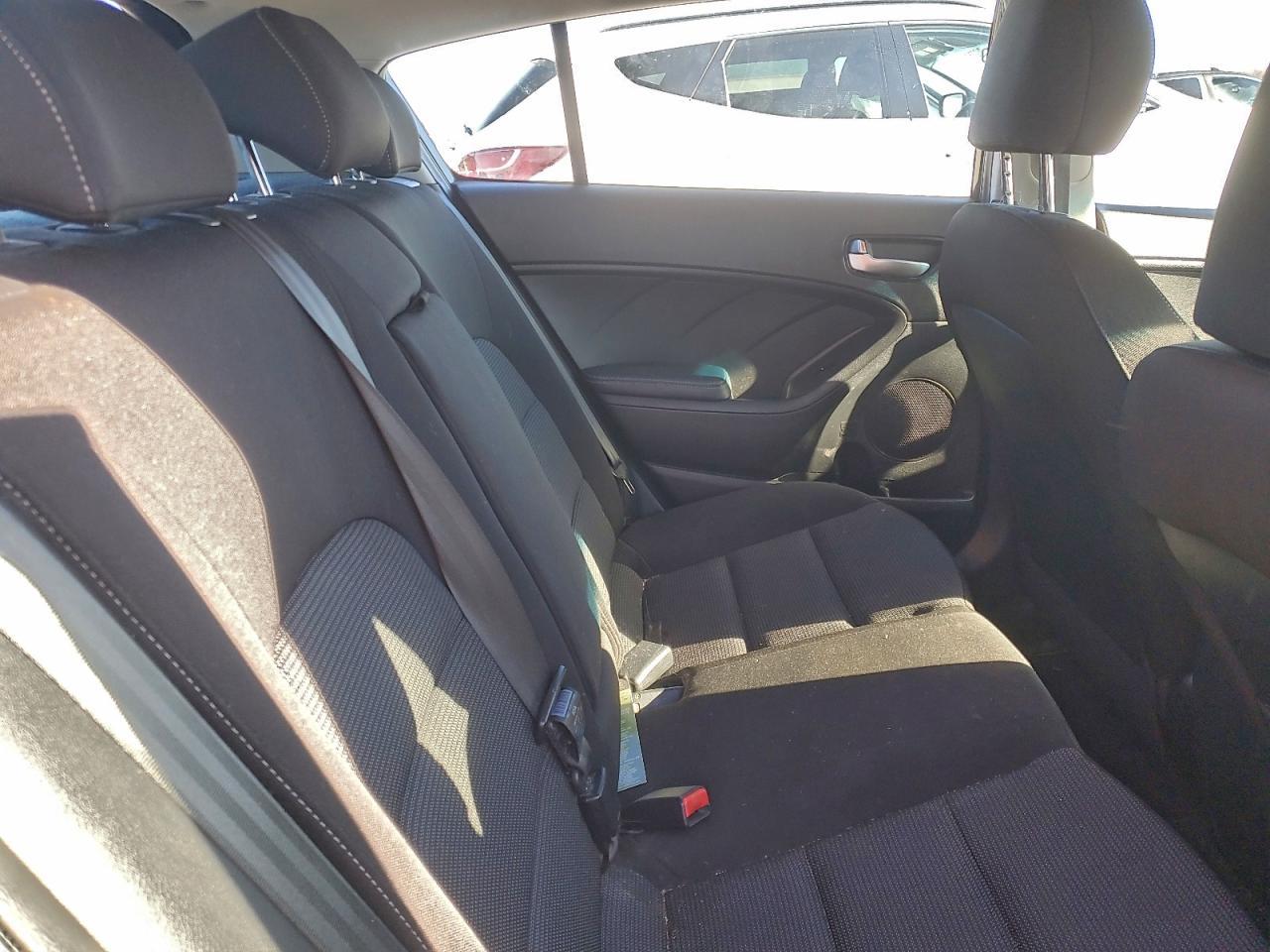 2017 KIA FORTE