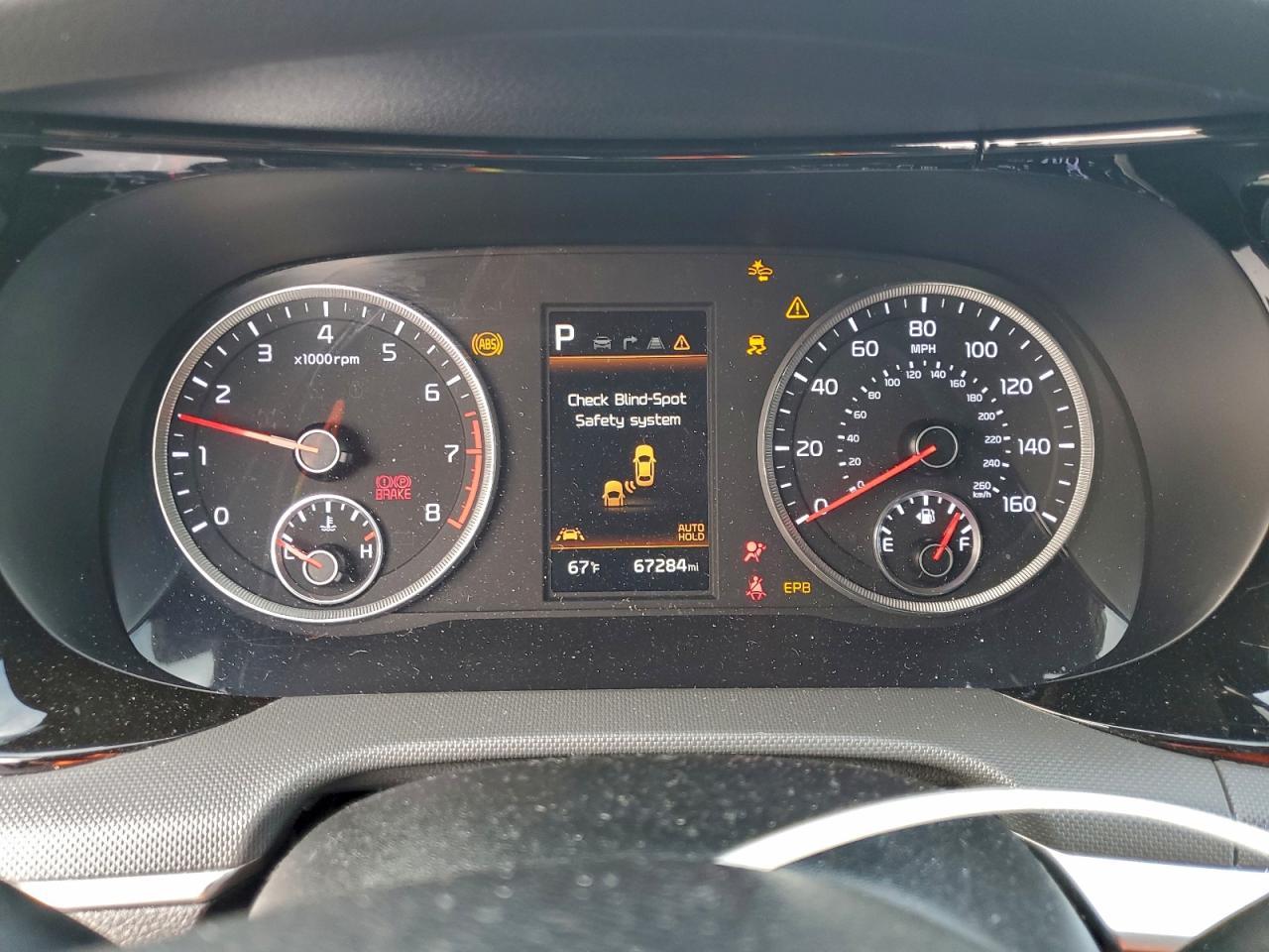 2022 KIA K5