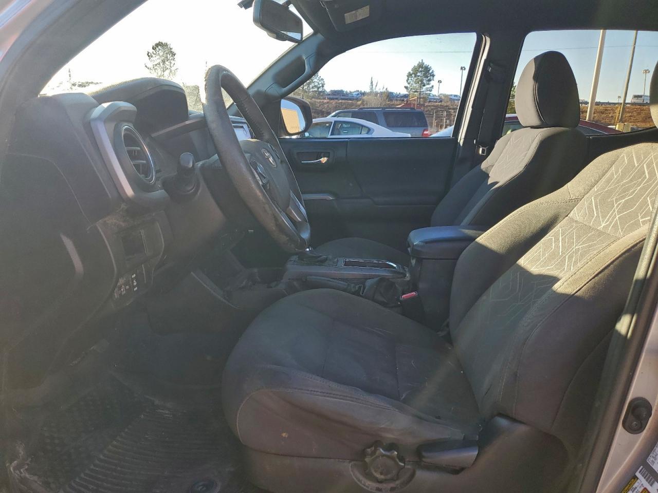 2016 TOYOTA TACOMA