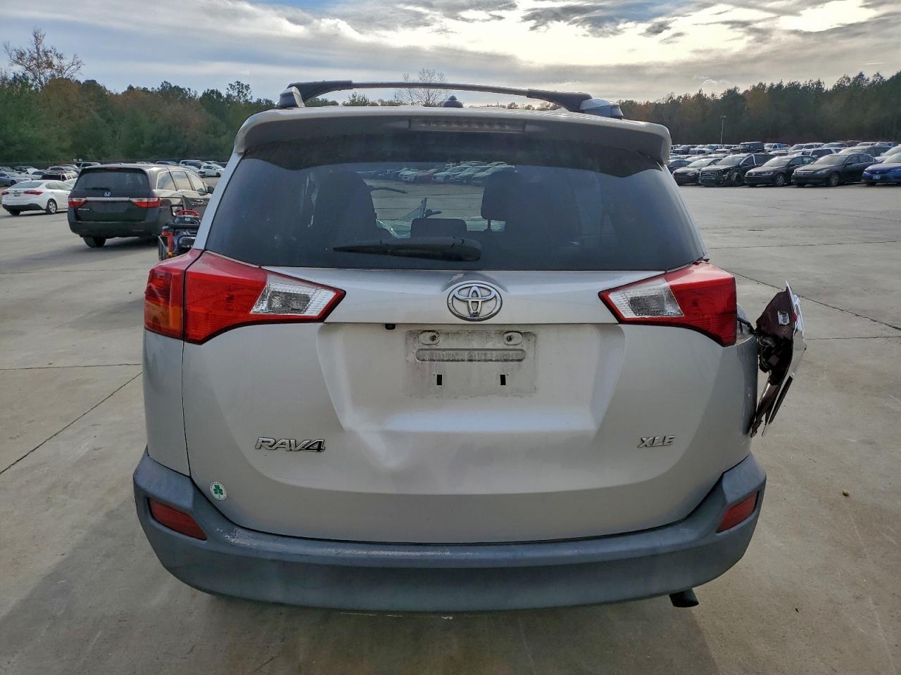 2014 TOYOTA RAV4