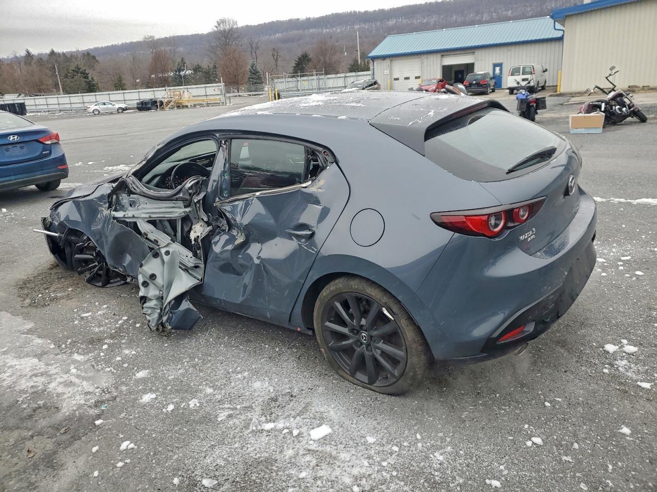 2023 MAZDA 3