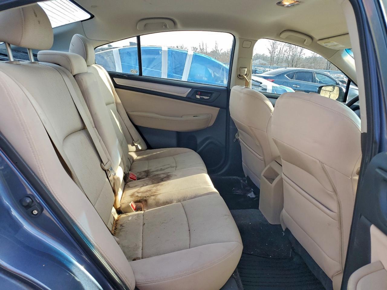 2015 SUBARU Legacy