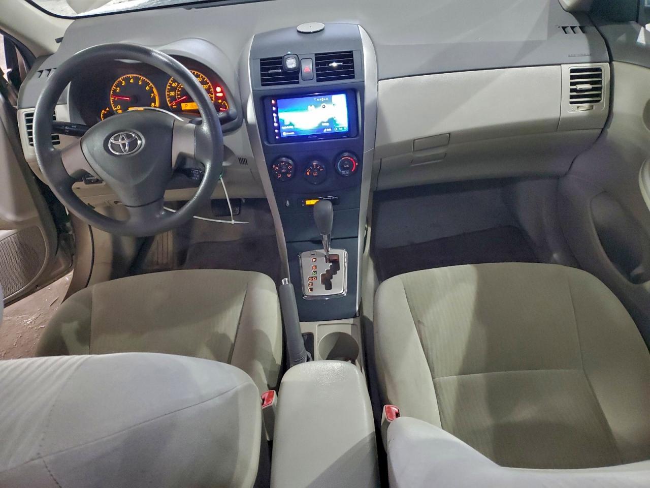2010 TOYOTA COROLLA