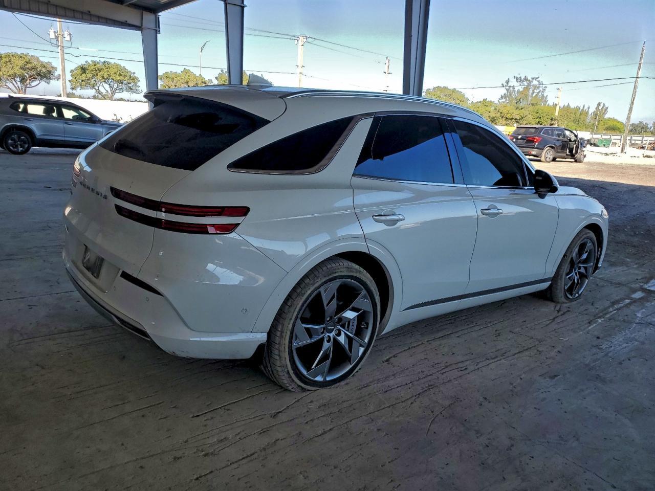 2024 GENESIS GV70