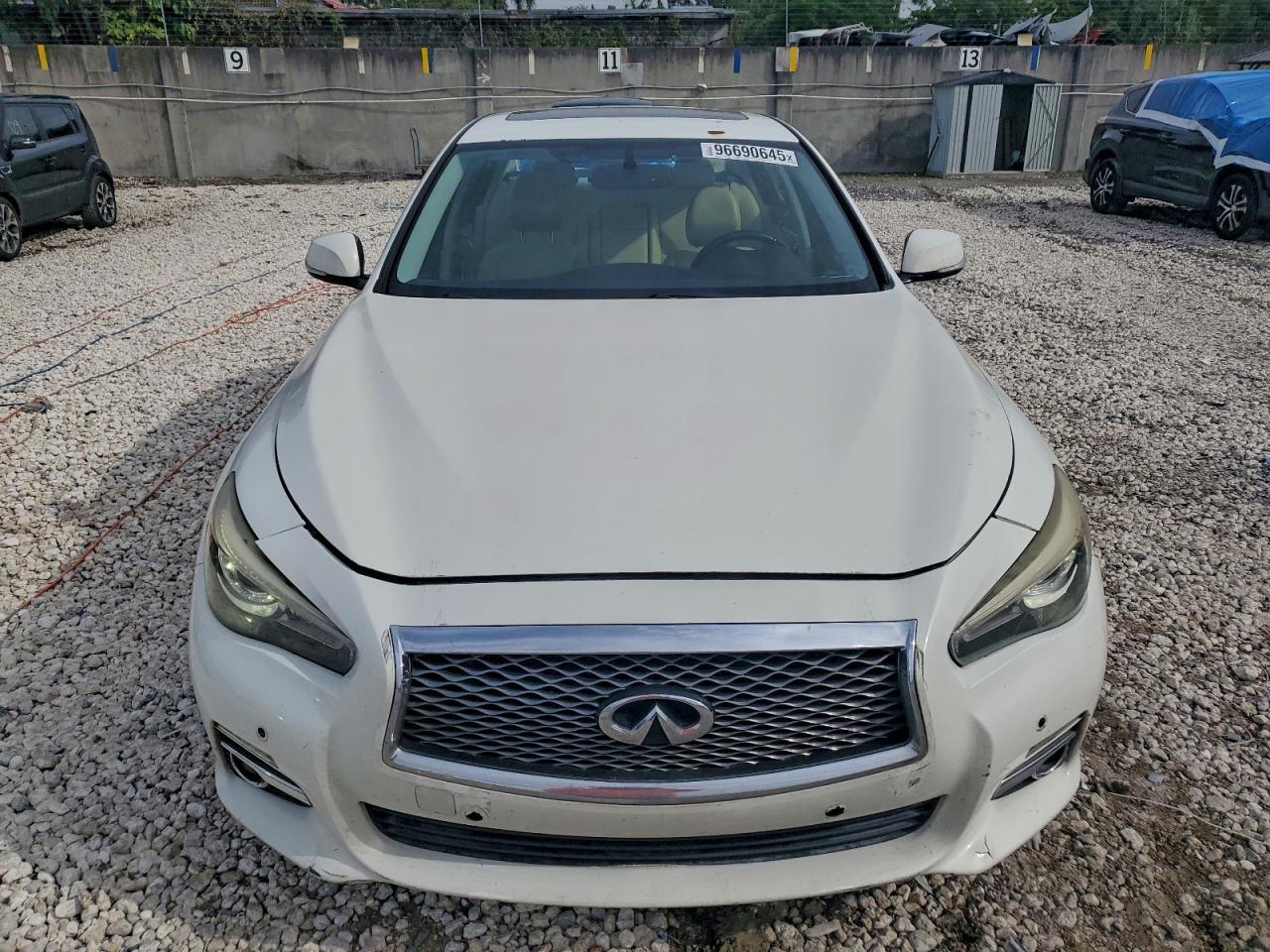 2014 INFINITI Q50