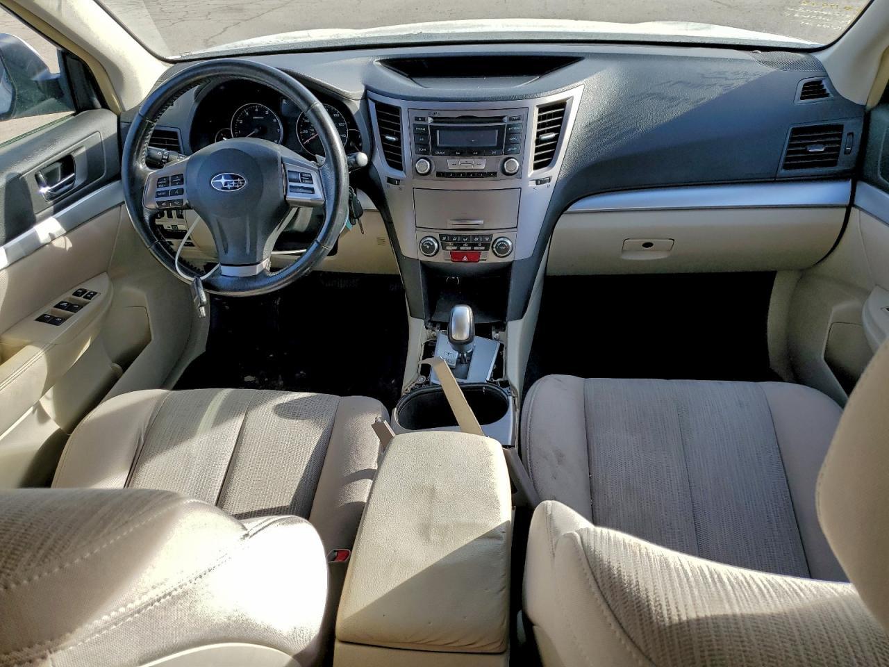 2013 SUBARU Outback
