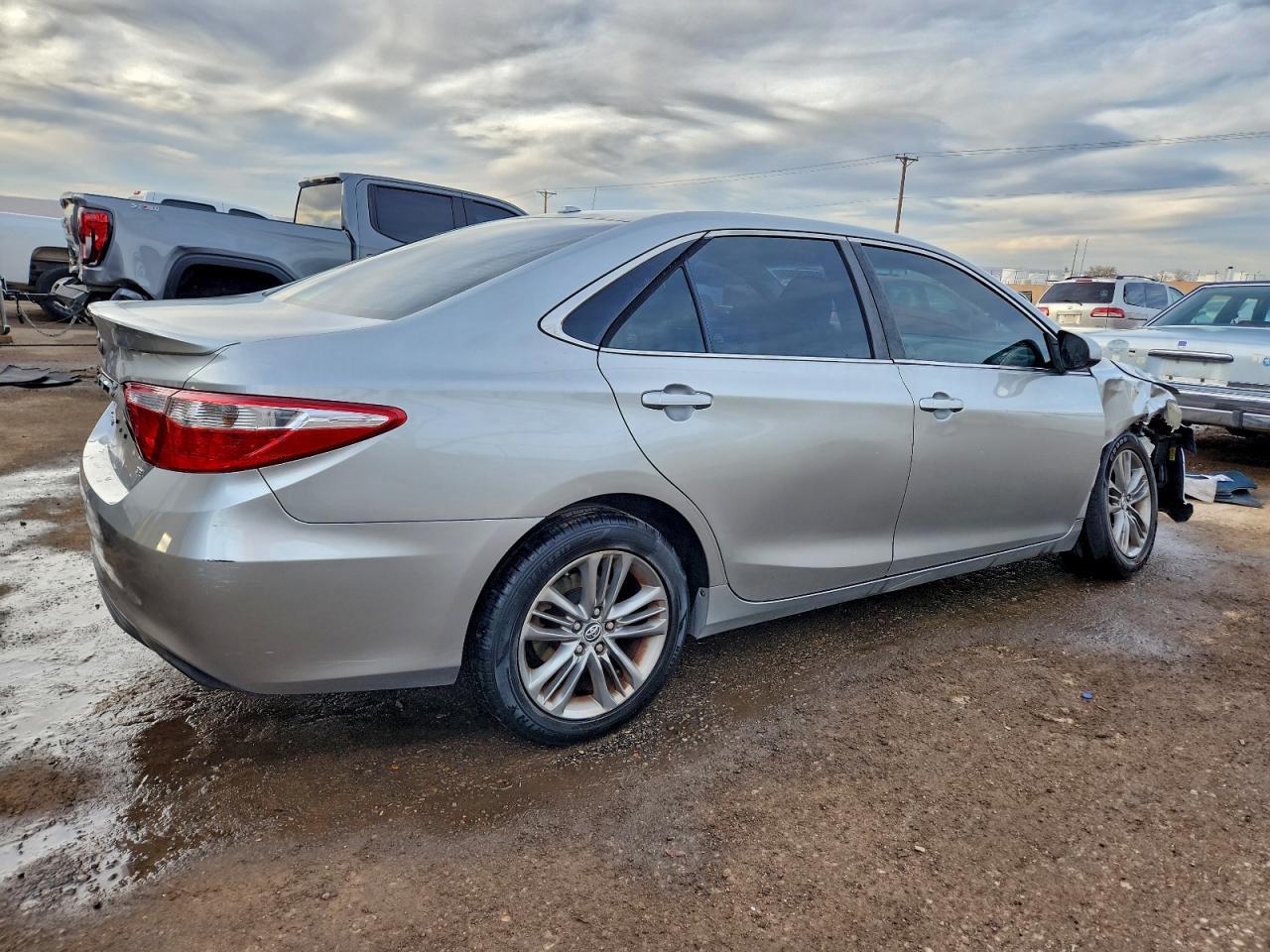 2015 TOYOTA CAMRY