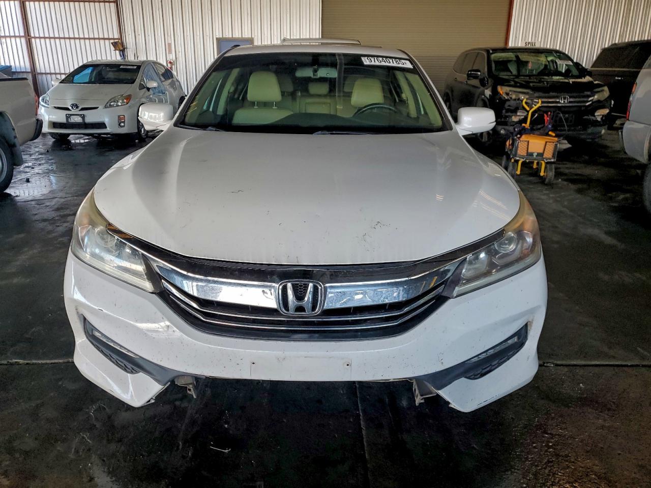 2017 HONDA ACCORD