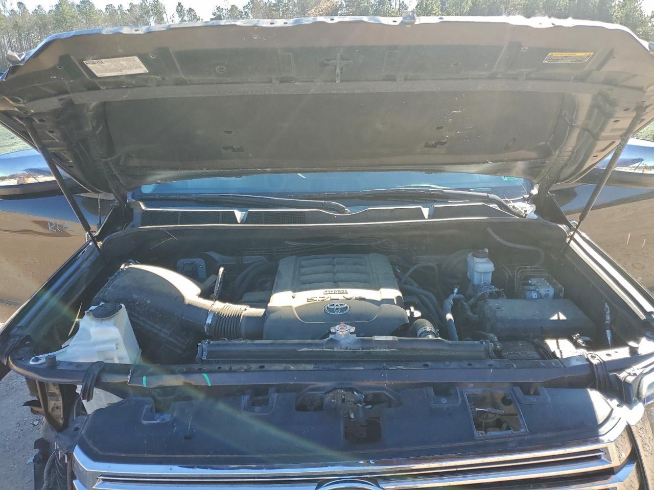 2018 TOYOTA TUNDRA