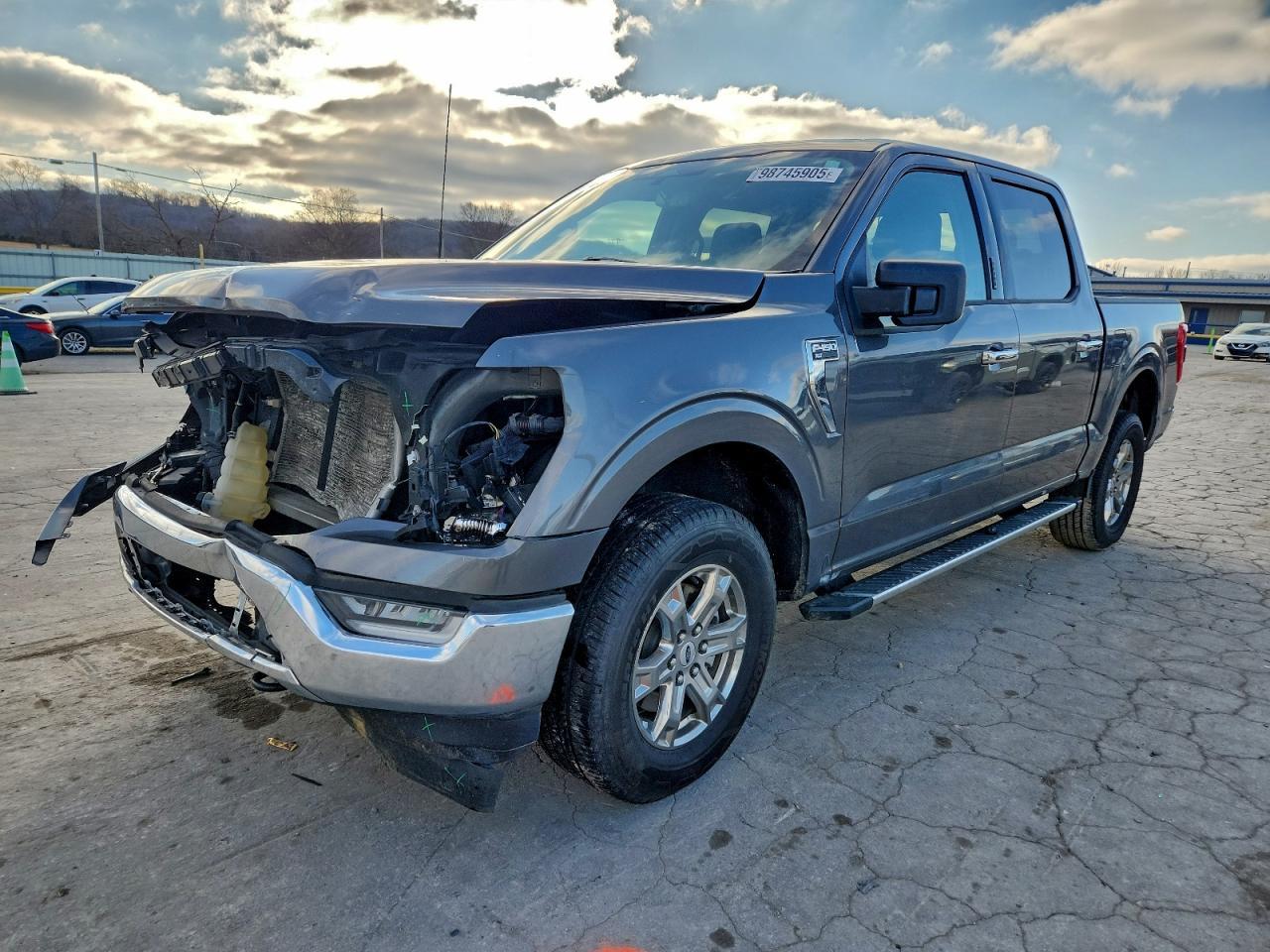 2022 FORD F-150 Lightning
