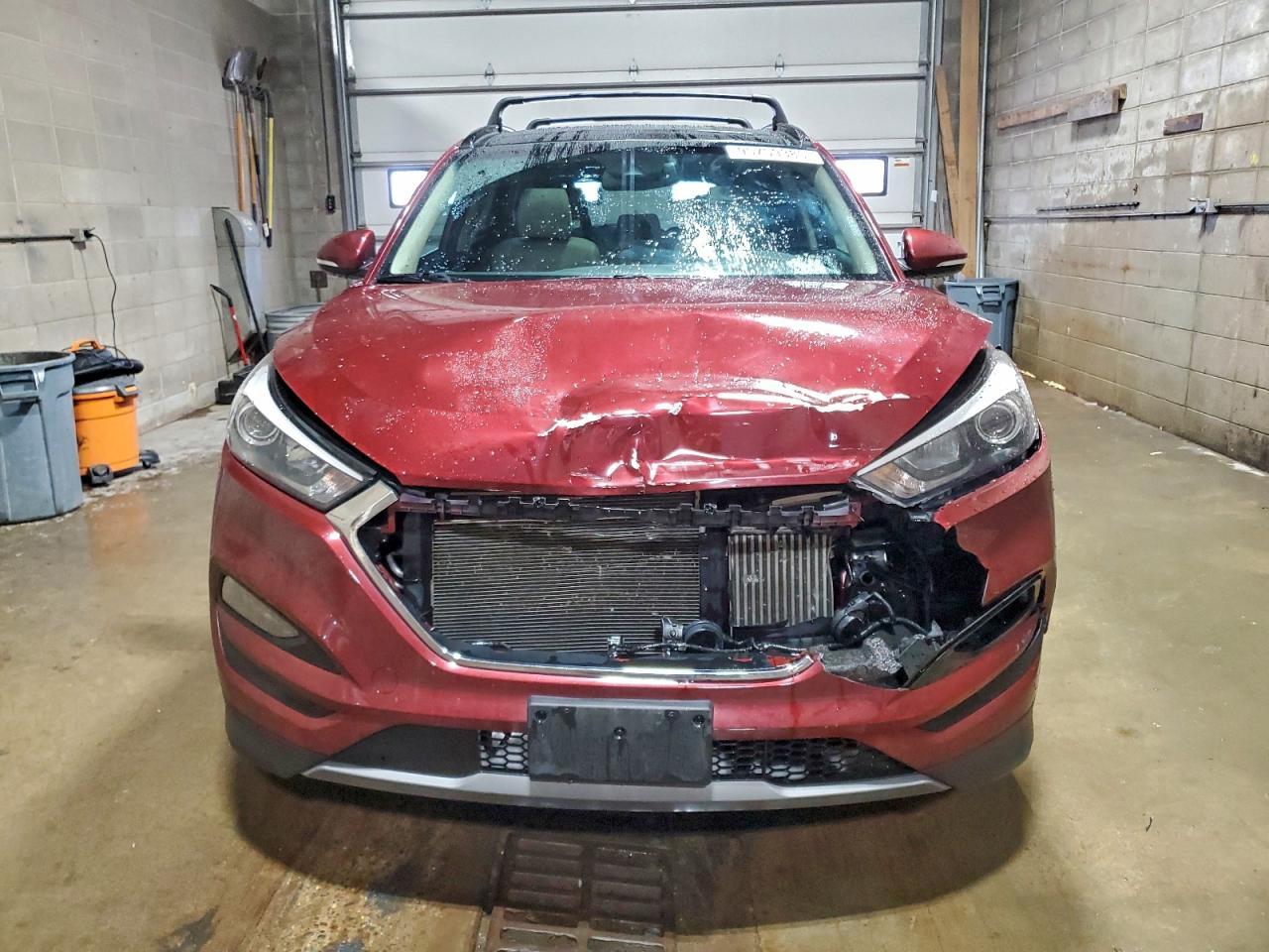 2016 HYUNDAI TUCSON