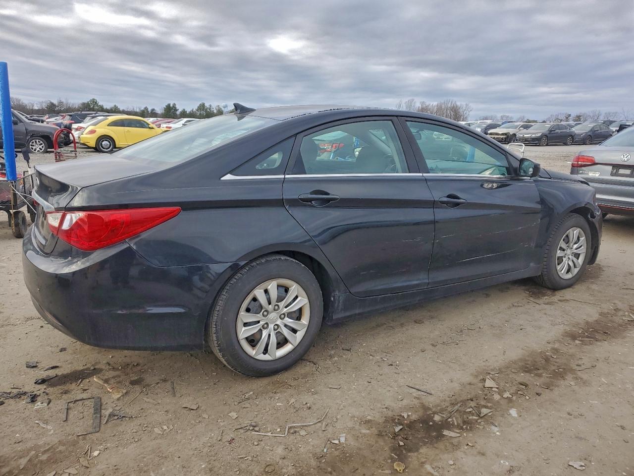 2011 HYUNDAI SONATA