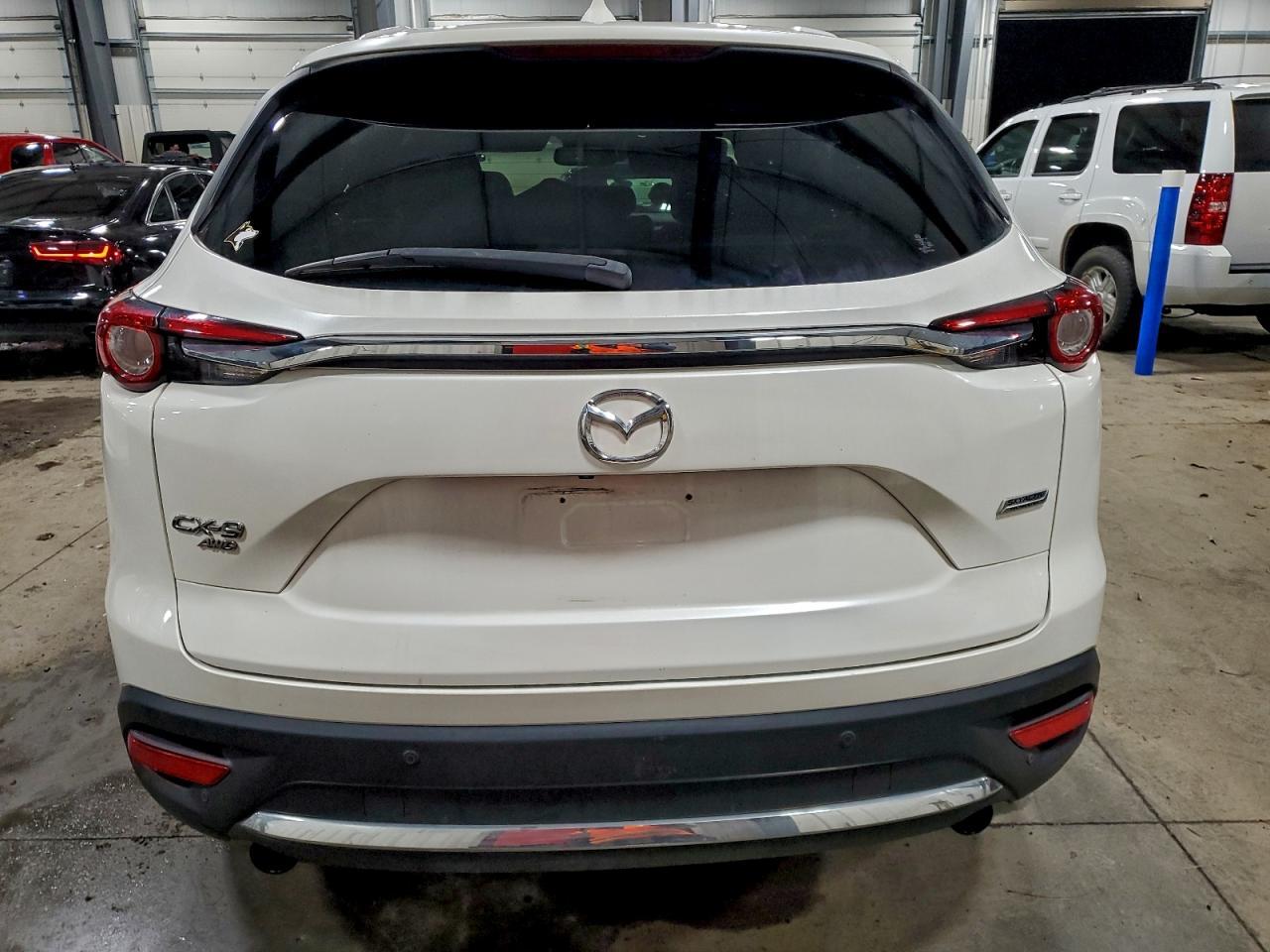 2016 MAZDA CX-9