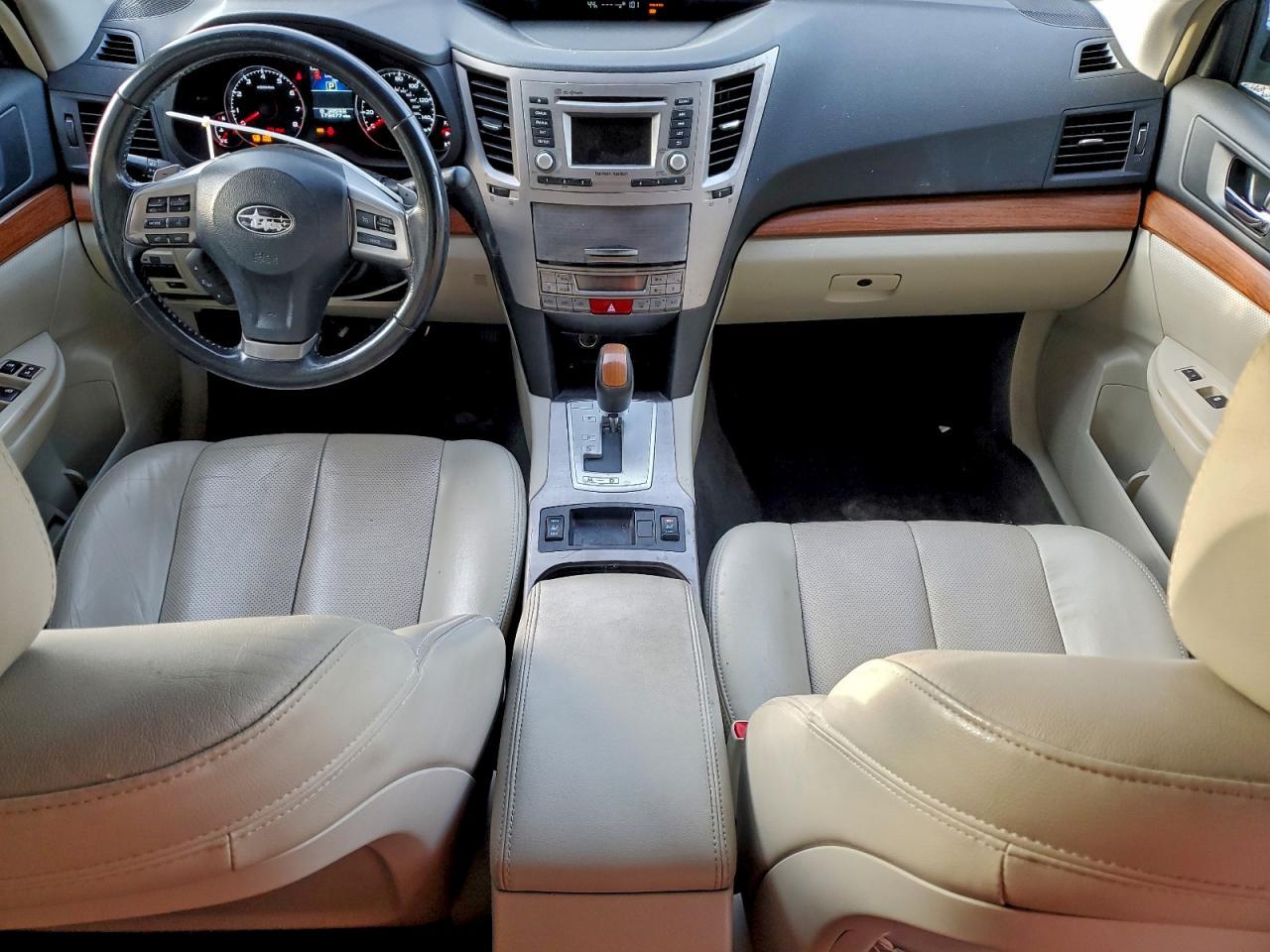 2013 SUBARU Outback