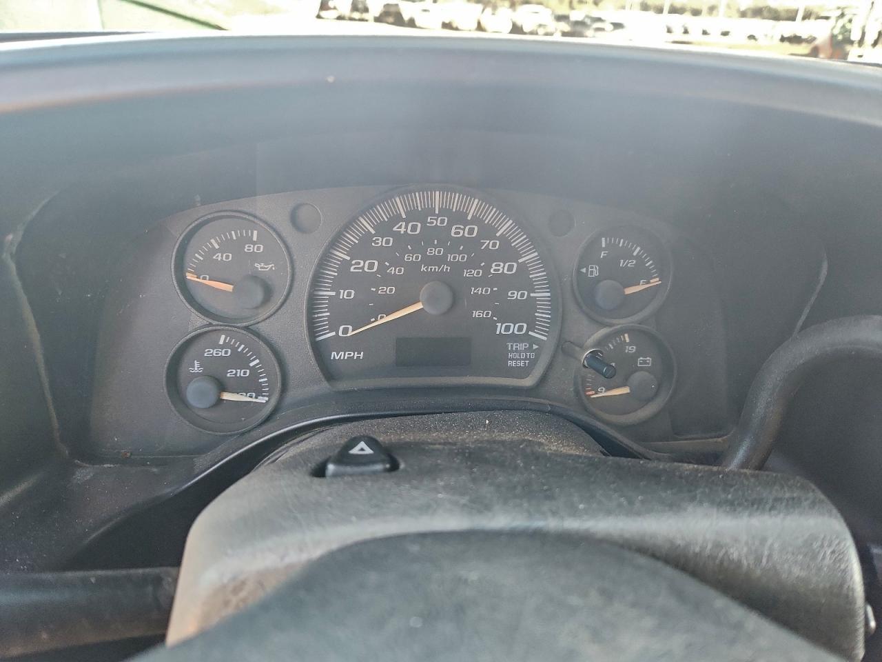 2004 CHEVROLET EXPRESS 2500