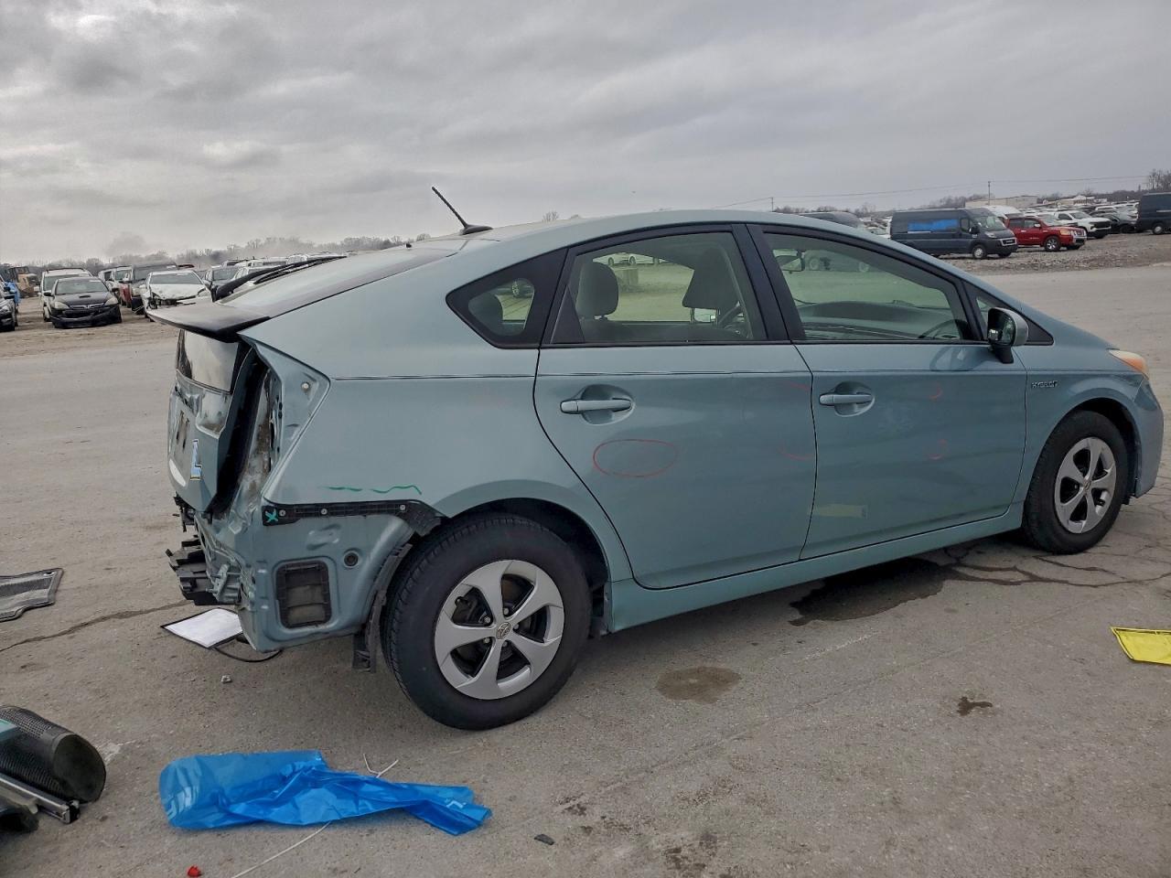 2013 TOYOTA PRIUS