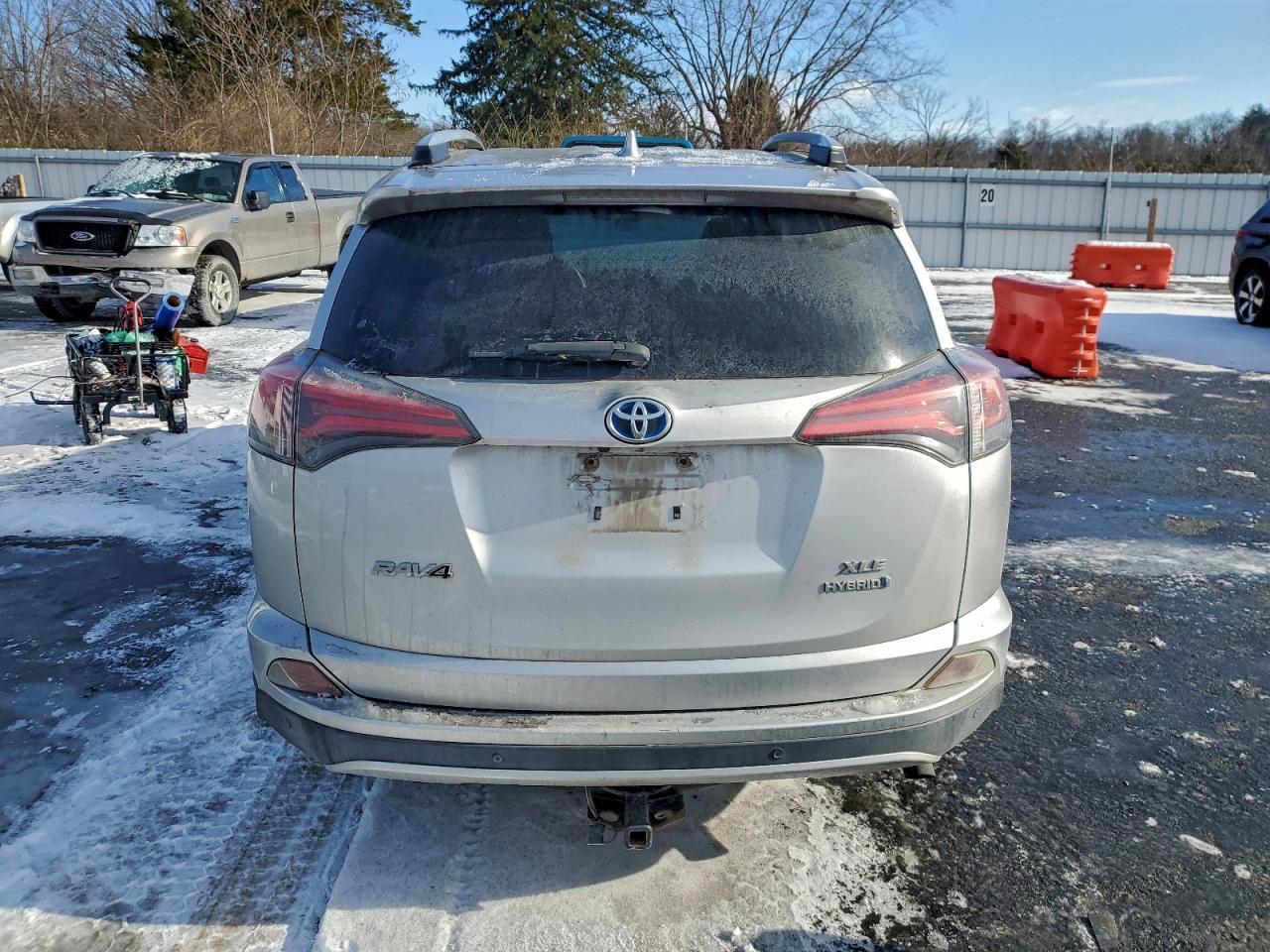 2016 TOYOTA RAV4