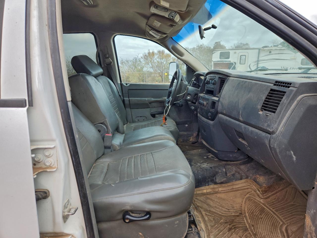2010 DODGE Ram 5500