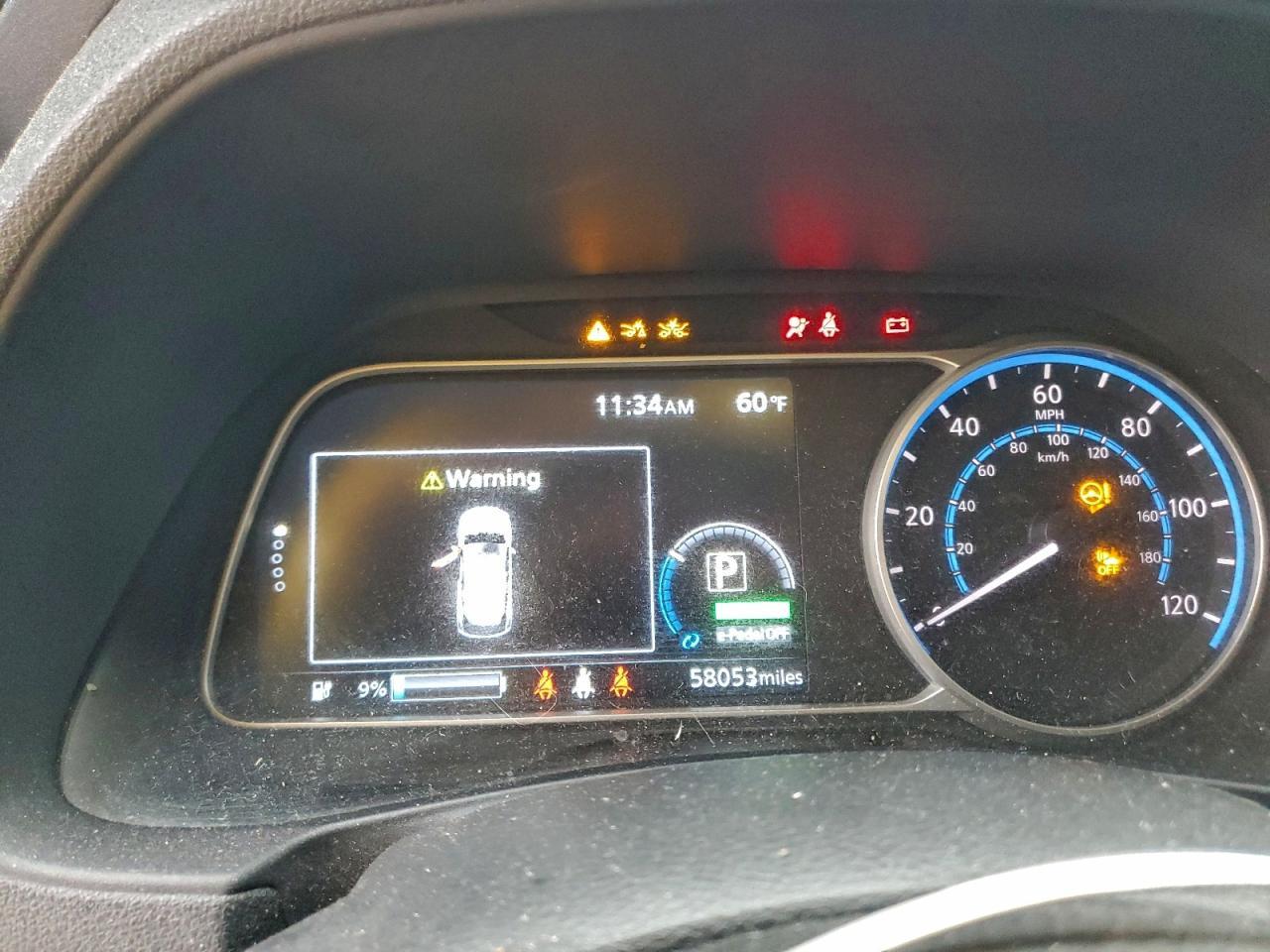2022 NISSAN LEAF