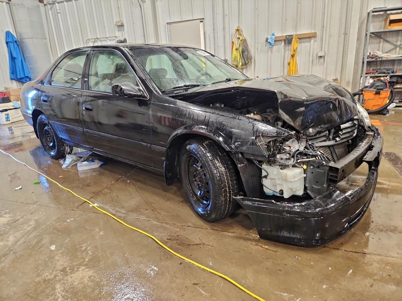 2000 TOYOTA CAMRY