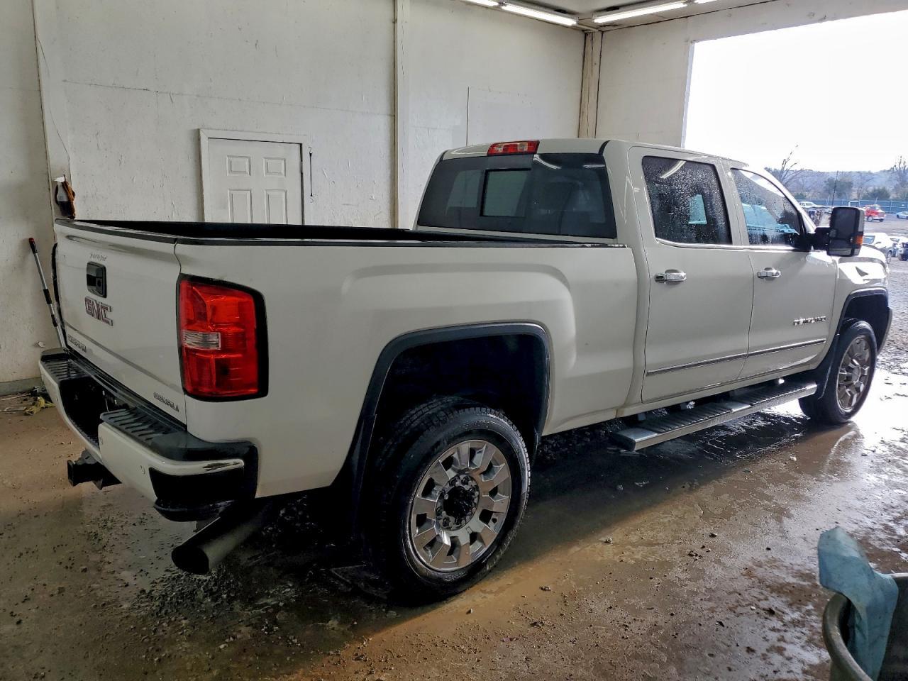 2015 GMC Sierra