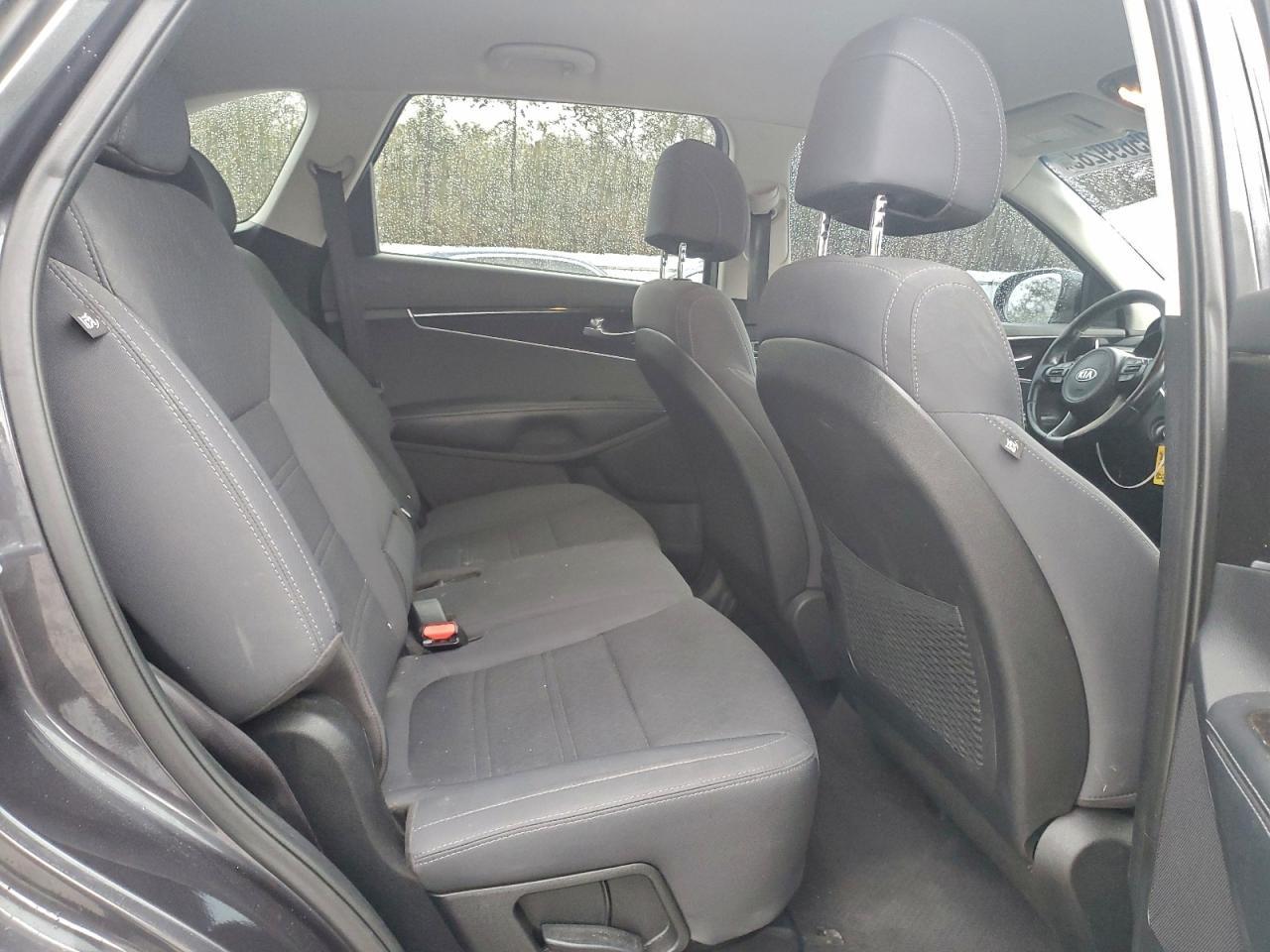 2017 KIA SORENTO