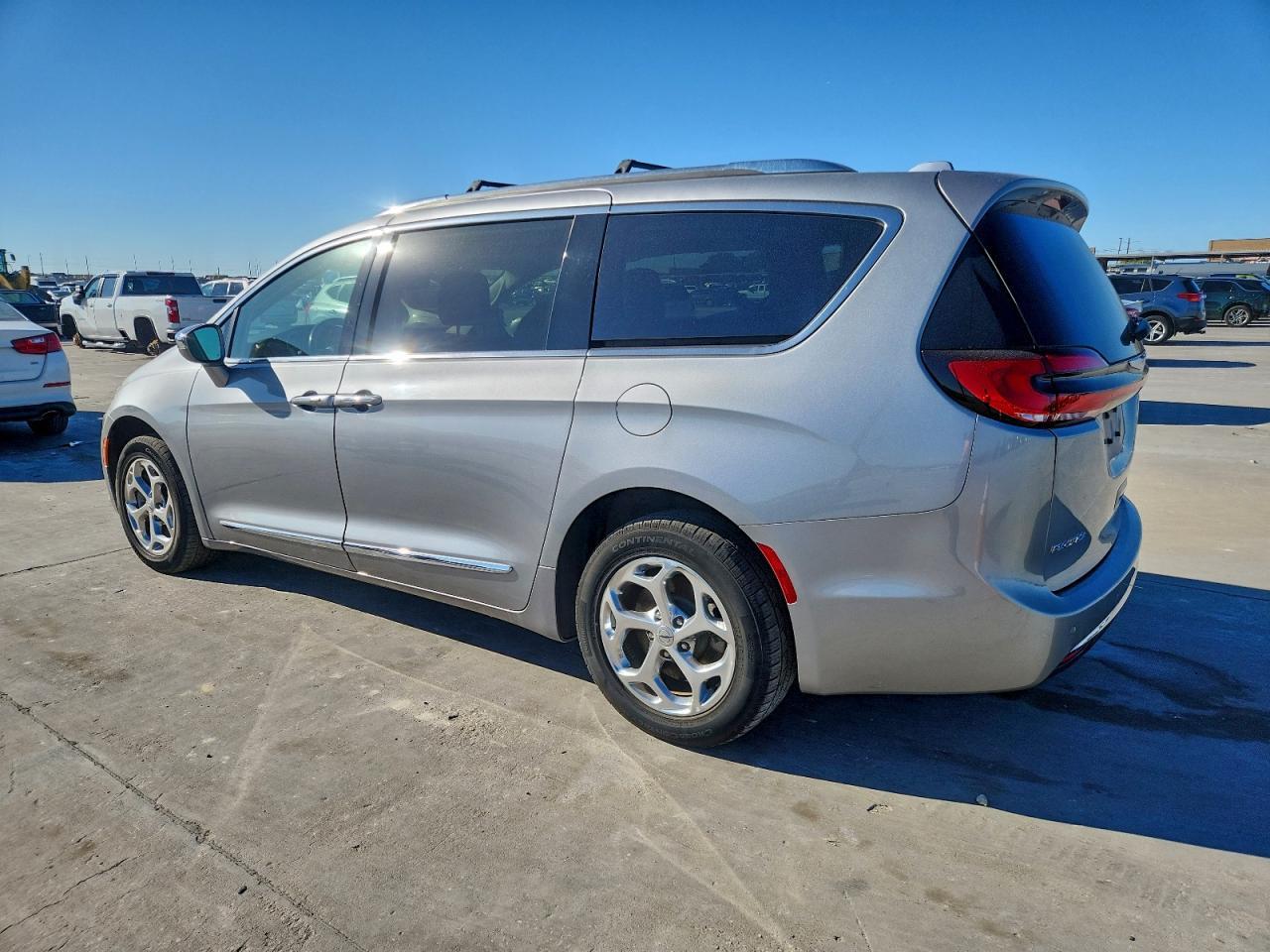 2021 CHRYSLER Pacifica
