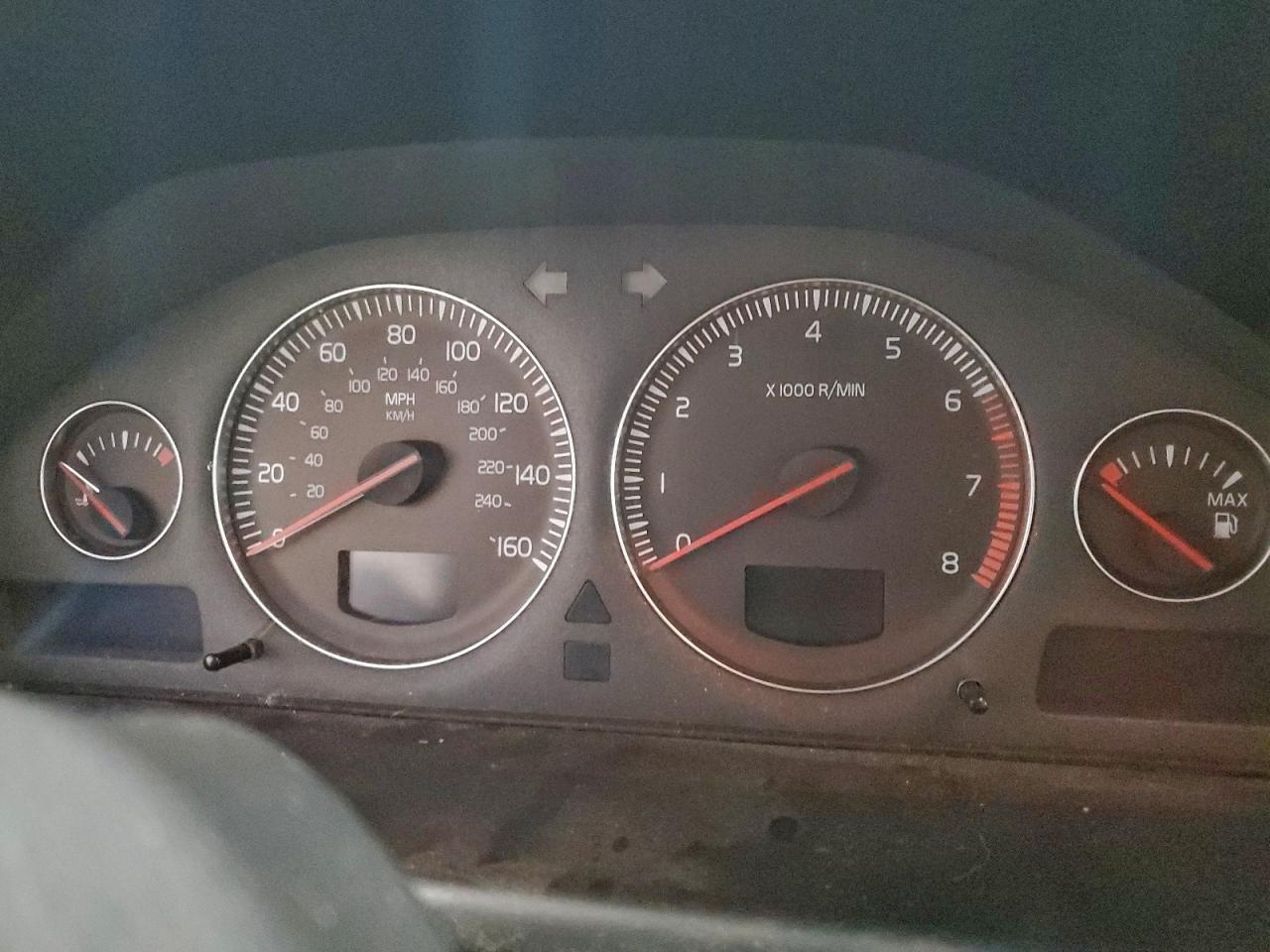 2005 VOLVO S60