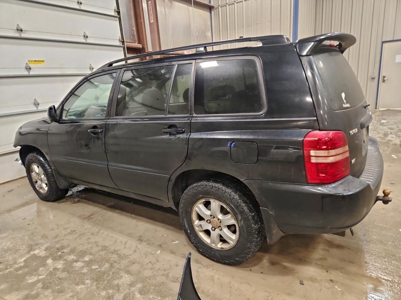 2003 TOYOTA HIGHLANDER