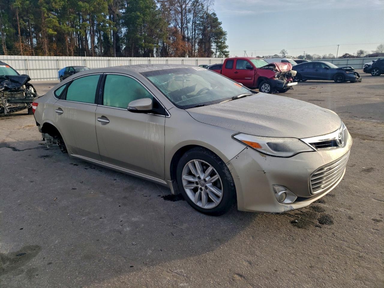 2015 TOYOTA Avalon