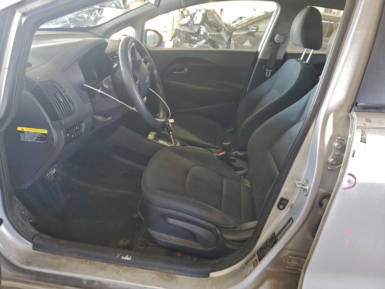 2014 KIA RIO