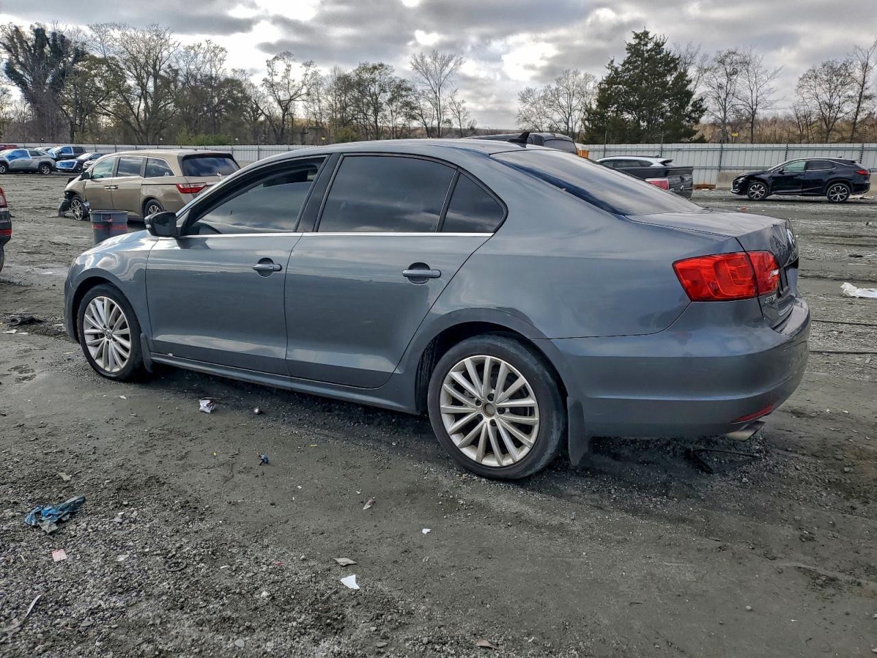 2014 VOLKSWAGEN JETTA