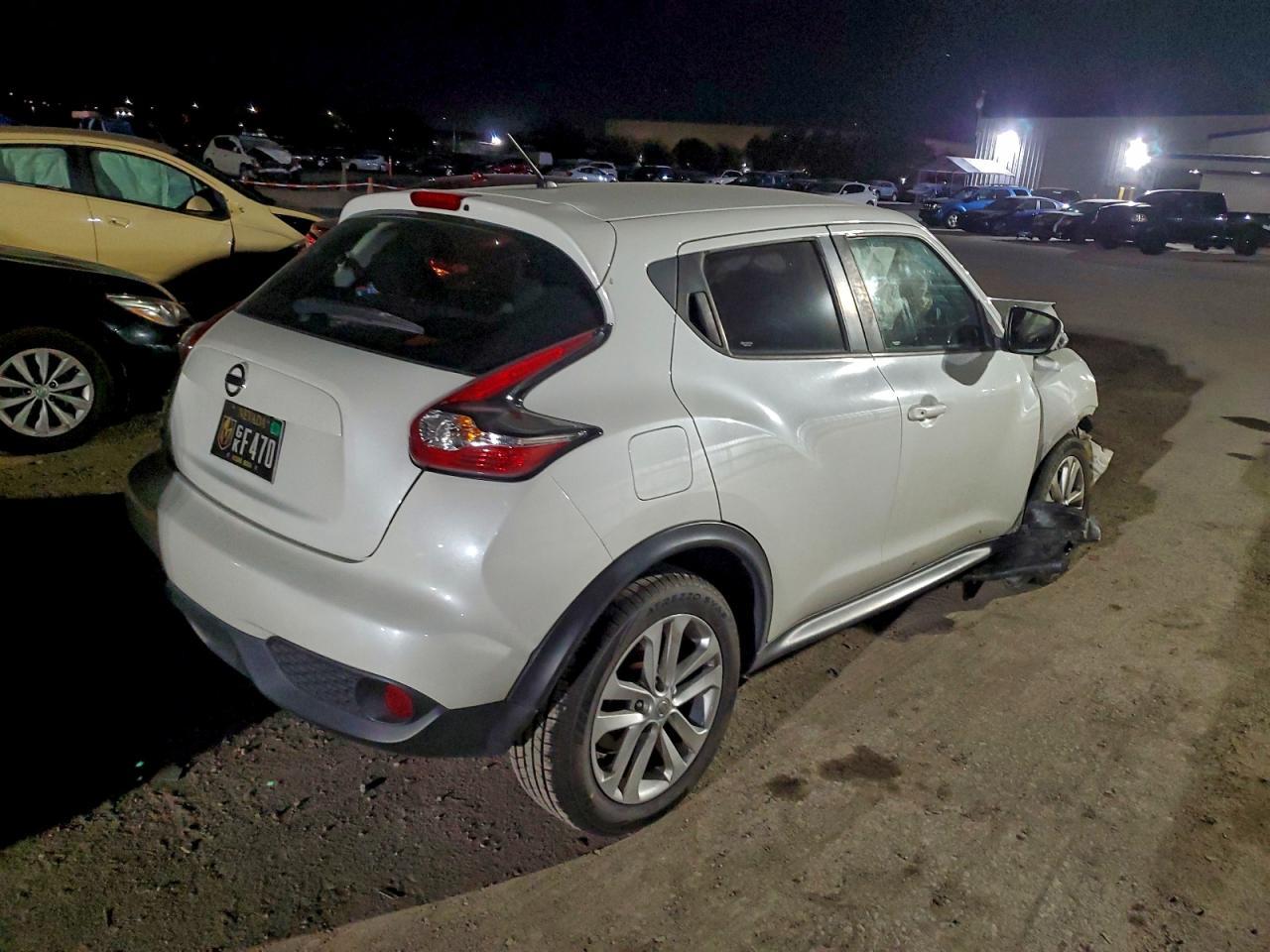 2015 NISSAN Juke
